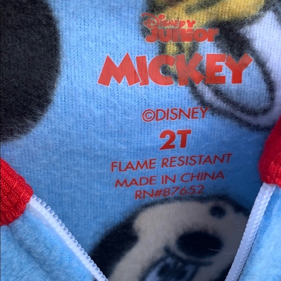 Disney Junior Mickey pajamas size 2T - Picture 4 of 7